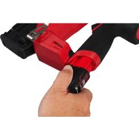 Гвоздезабиватель Milwaukee M12 FCN18GS-0X 4933493355 (с 2-мя АКБ, кейс)