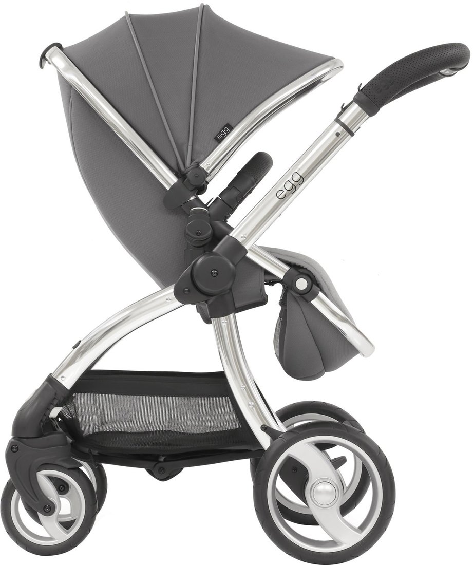 

Коляска прогулочная «книга» Egg anthracite/chrome chassis