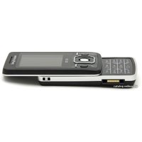 Кнопочный телефон Sony Ericsson T303