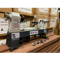Токарный станок Realrez R-1218